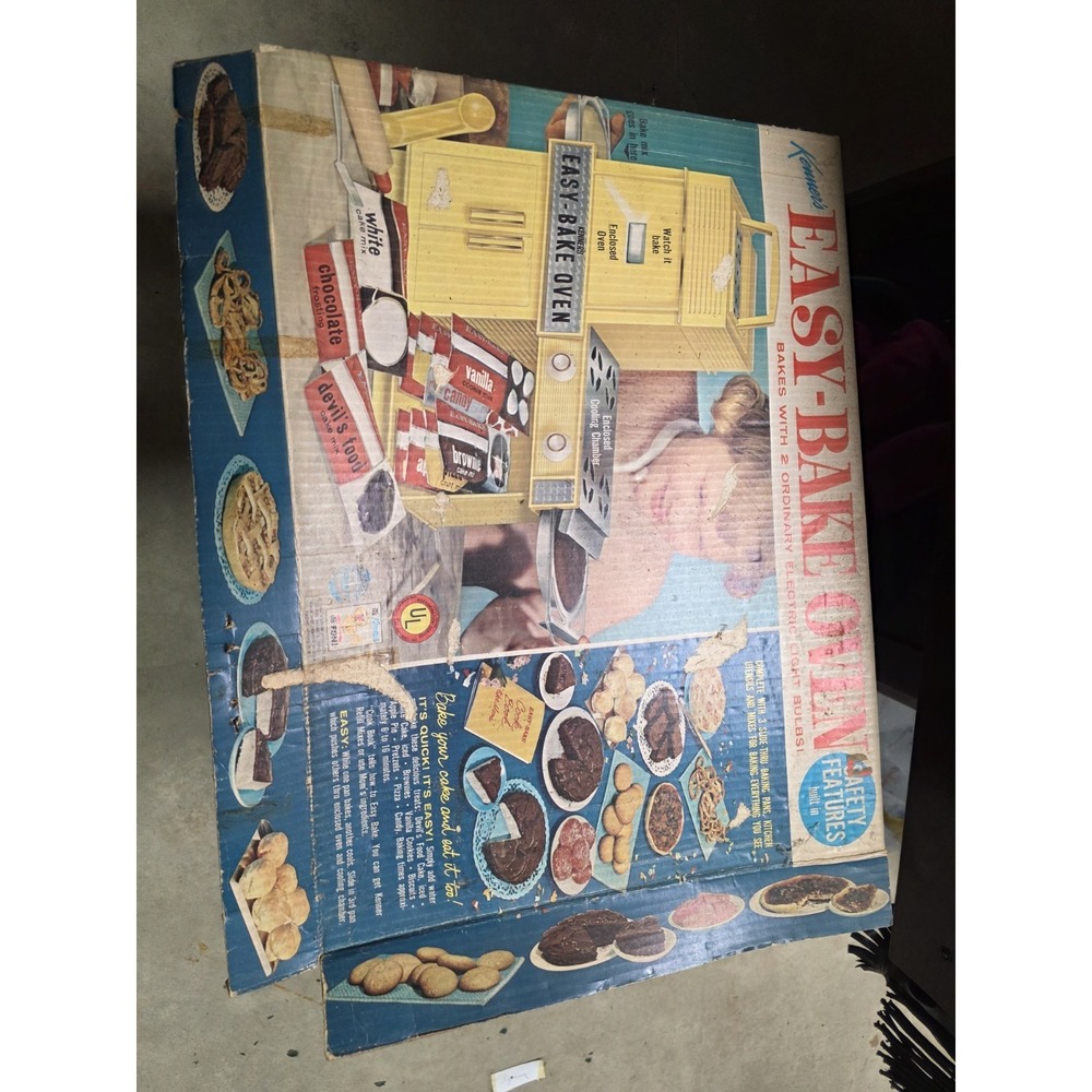 Vintage Easy-Bake Oven Vintage Kitchen Set 1964 w/ Box & Accessories. Kenner
